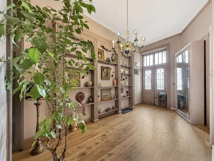 Apartament de 3 Camere cu Design Deosebit și Suprafață Generoasă! - 3