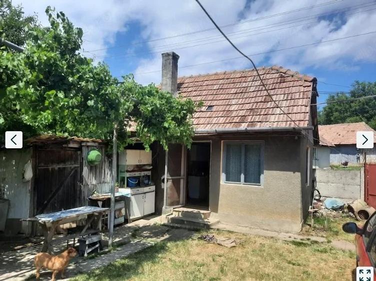 Vand casa sat Rediu comuna Aiton - 4