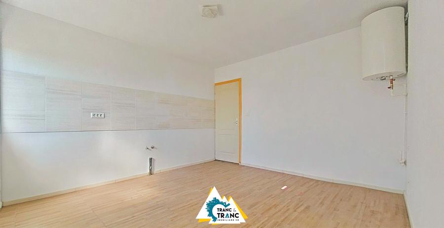 Casă nouă cu 6 camere de vânzare în Sânleani – spațiu, confort și eficiență ener - 2