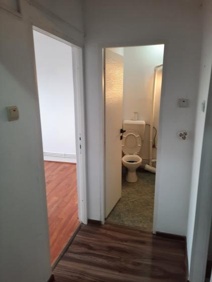 Apartament cu 3 camere, 65m, Gaz, AC, Termopane - 8