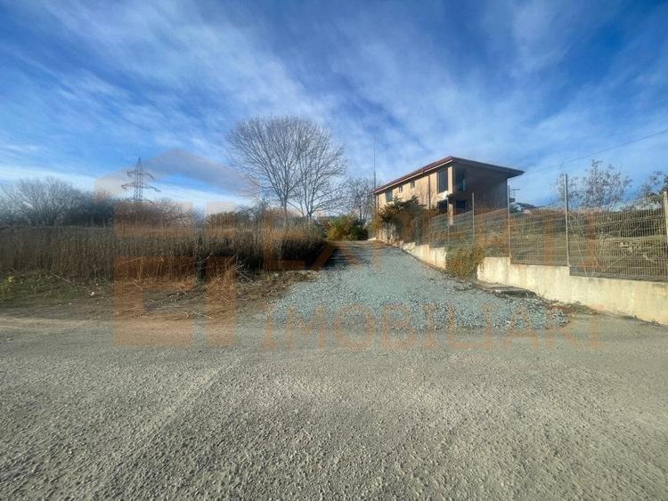 Teren intravilan situat in zona Agigea-Poarta 10 - 9