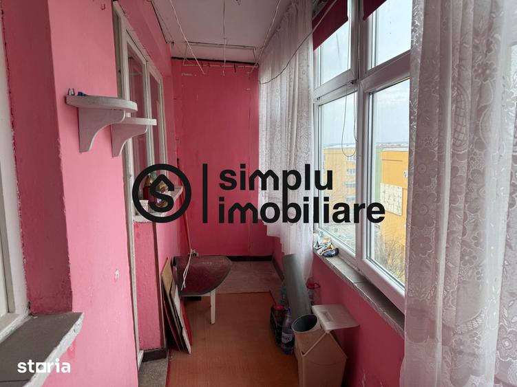 Apartament cu 3 camere decomandat în Valea Rosie