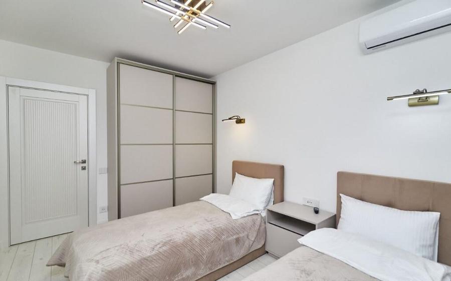 Spre vanzare 3 camere zona Bartolomeu - 4