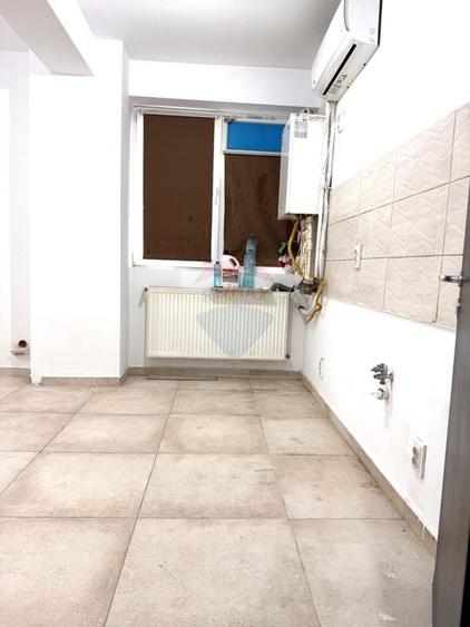 Garsoniera de vanzare 24mp  Leroy Merlin Bragadiru - 5