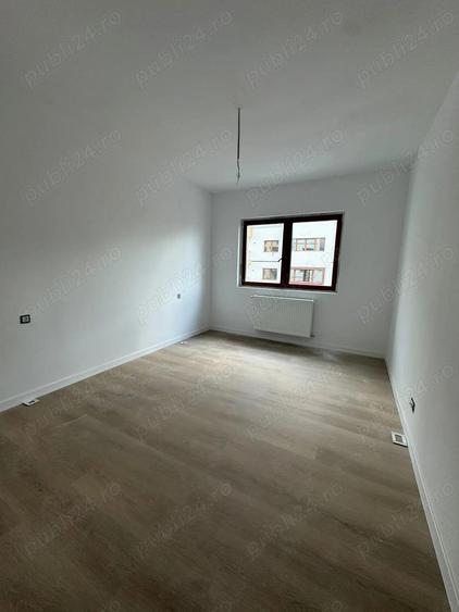 2 camere Metalurgiei Cartier Solar, liber - 6