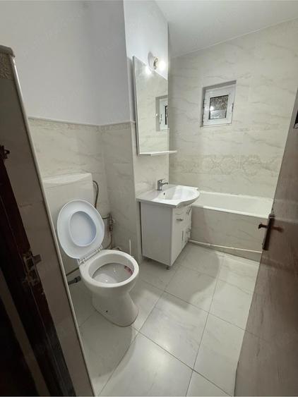 Vand apartament 3 Camere Decomandat NEGOCIABIL - 4