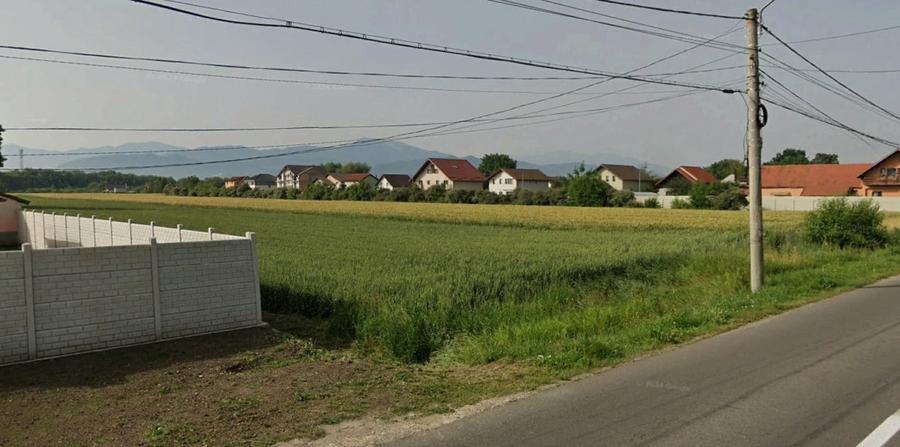 Teren la strada principala in centrul cartierului Stupini - 2