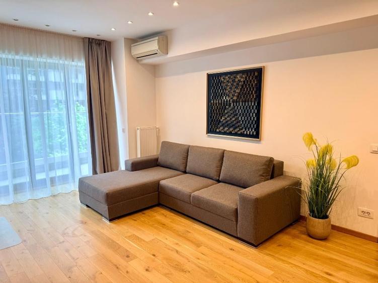 Apartament cu 2 camere decomandat în Aviației