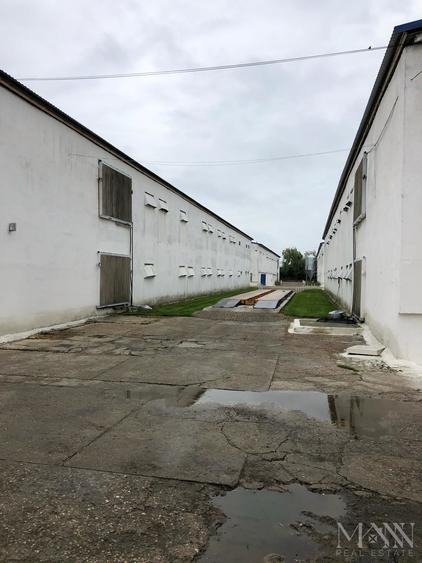 Spațiu industrial, de 1,300 mp, în Leș
