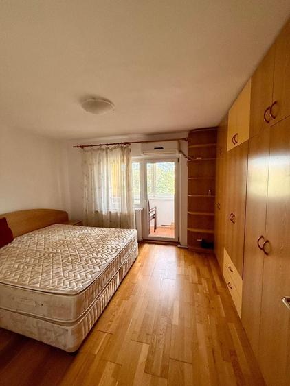 3 camere de inchiriat Apusului - 6