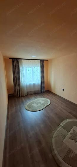 Apartament 2 camere de vanzare Targu Carbune?ti - 6