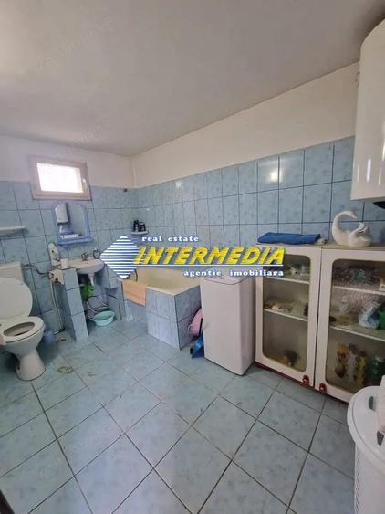 Vanzare Casa Magazie 99 mp. Teren 570 mp. Alba Zona Arex toate utilitatile - 8
