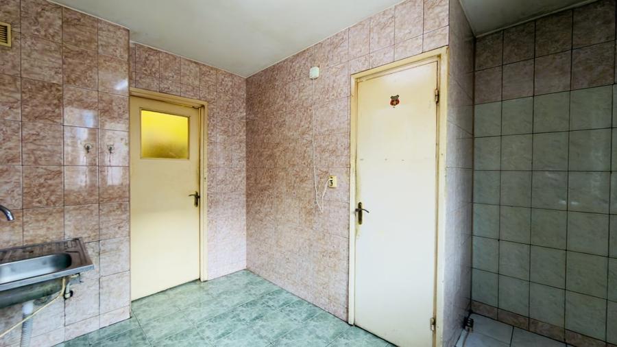 De Vanzare Apartament 3 Camere Parter Piata Progresul - 9