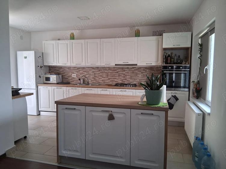 Vand casa individuala Sanmihaiu Roman - 1