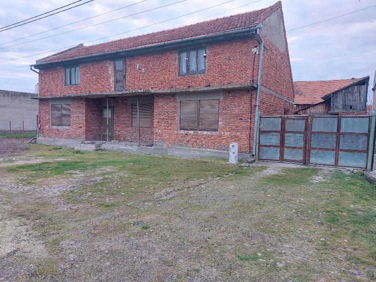 Vând casă Cutina - 2