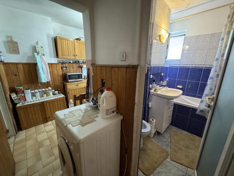 2 cam, 51 mp, etaj 7, fara imbunatatiri, str. Cornisei - 15