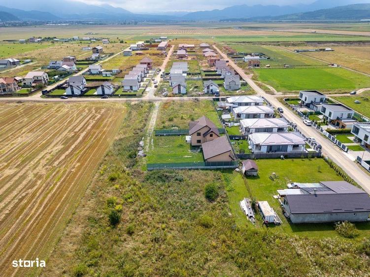 Teren intravilan de vanzare Cristian, str. Nicolae Titulescu 586 - 4