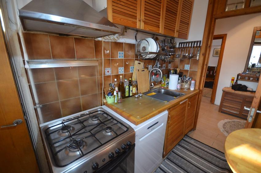 Apartament 3 camere - Decebal - Calea Calarasilor - centrala proprie - 9