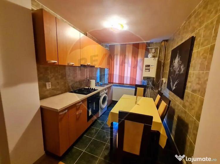 Apartament de inchiriat /Spatiu la parter - 3