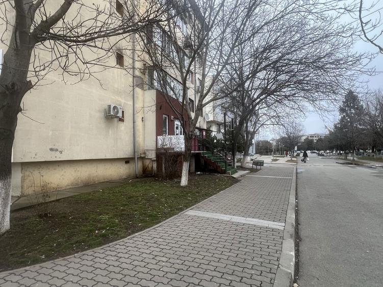 De inchiriat spatiu comercial in centrul orasului urziceni - 6