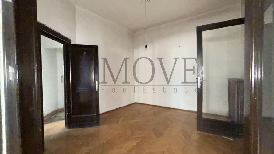 Un apartament plin de emoție in imobil istoric - 18