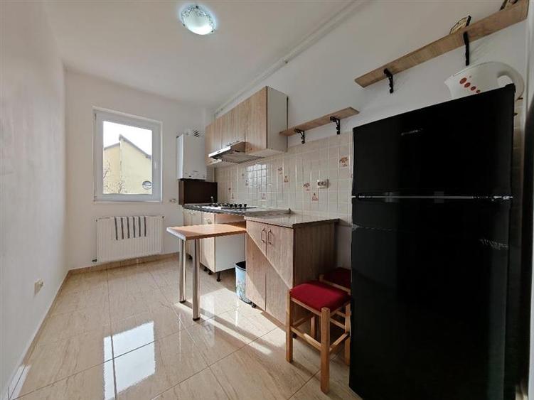 Inchiriem Garsoniera, Mobilata, Decomandata, Tractorul - 5