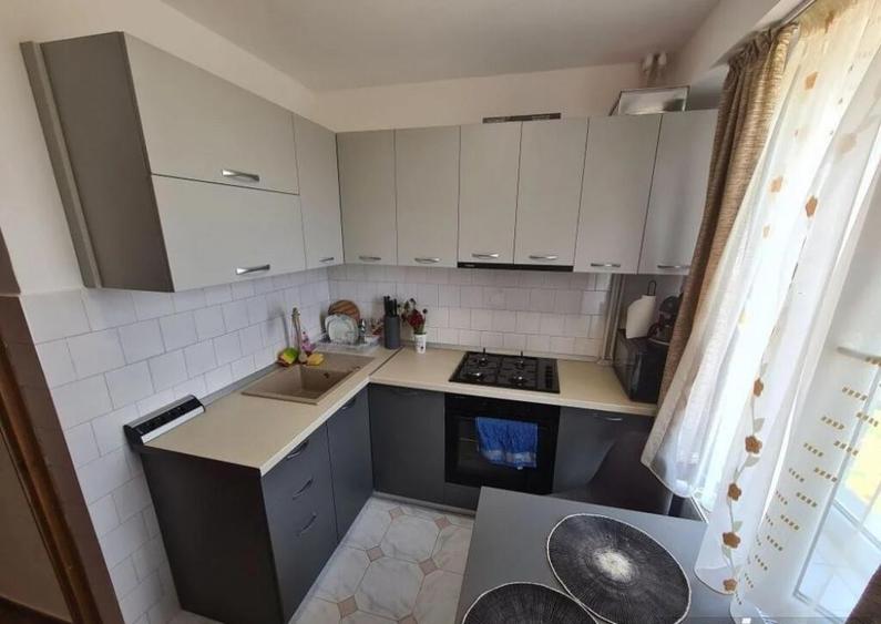 1 camera in zona Modern - 3