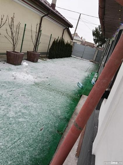 Casa de vanzare piatra olt la strada principala Intr o zona in plina dezvoltare - 4