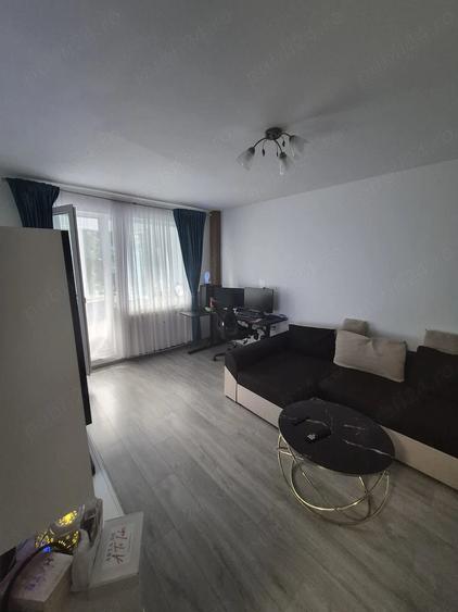 Apartament cu 2 camere decomandat în Doamna Ghica
