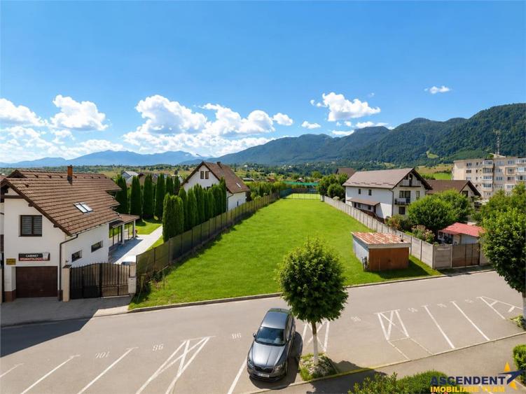 Apartament cu 2 camere decomandat în Zărnești