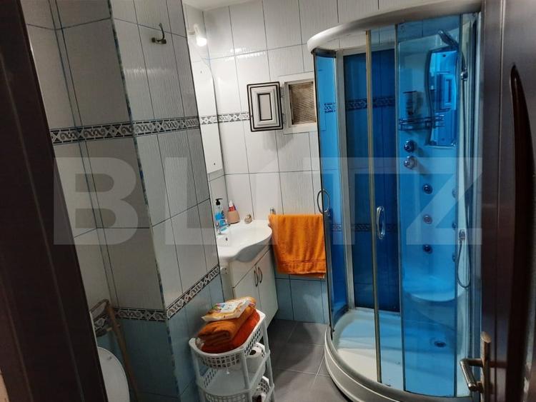 Apartament cu 3 camere decomandat în Vest