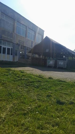 Spațiu comercial, de 370 mp, în Făurei