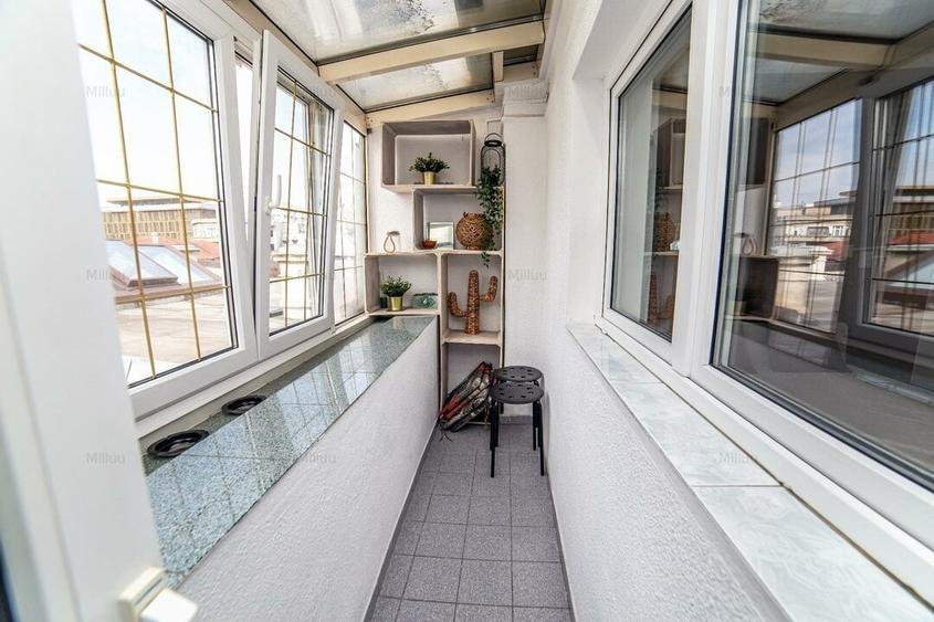 Apartament cu 2 camere decomandat, mobilat în P-ța Romană