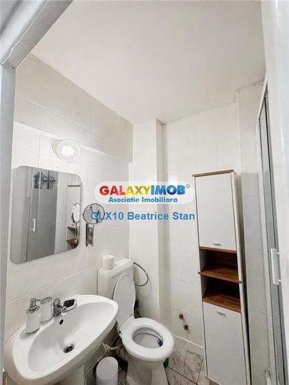 Apartament cu 3 camere semidecomandat, mobilat în Drumul Taberei