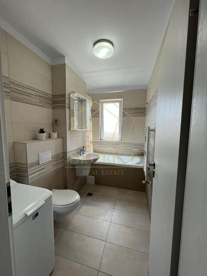 Apartament cu 2 camere semidecomandat, mobilat în Aradului
