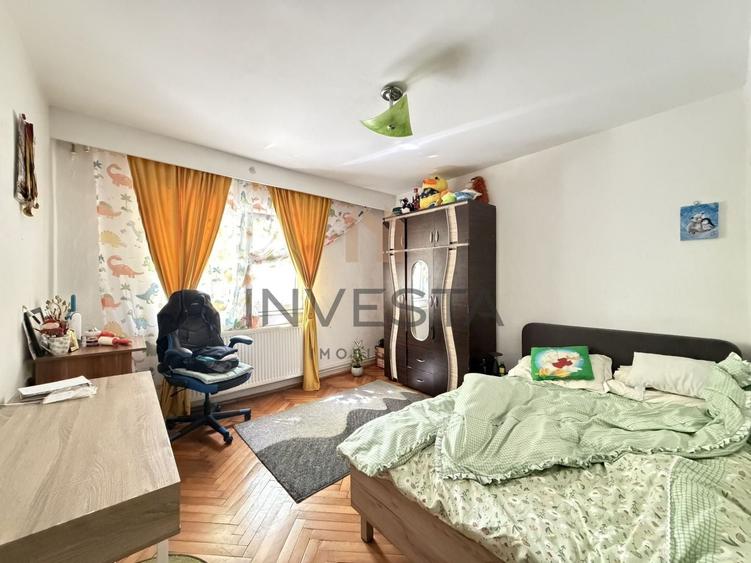 Apartament cu 4 camere decomandat, mobilat în Zorilor
