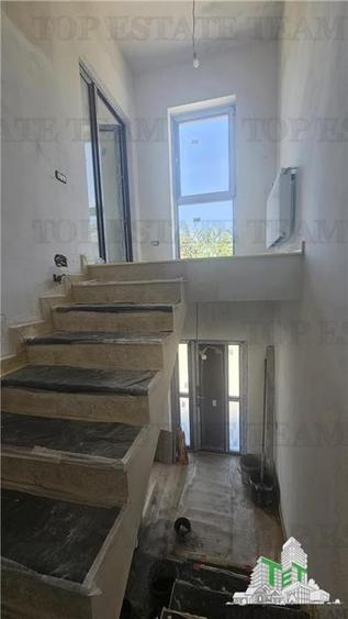 Spațiu comercial, de 240.7200012207 mp, în Domnești