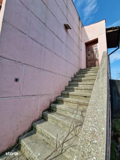 Spațiu comercial, de 150 mp, în Central