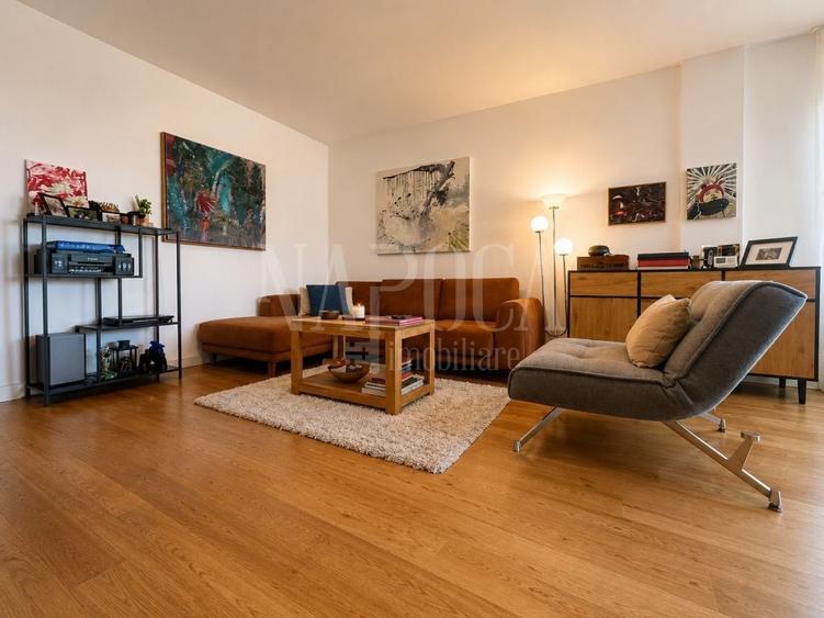 Apartament cu 3 camere semidecomandat în Bună Ziua