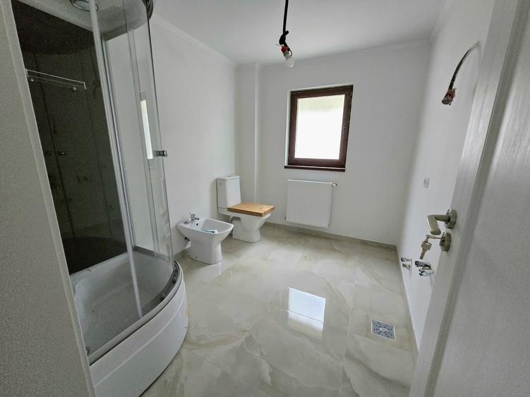 Casa de vanzare D+P+1+M, 6 camere, 3 băi, 225 mp utili, teren 470 mp, Bucium - 6