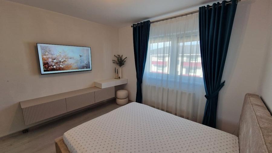 Vand Apartament 3 camere cu pod si parcare in Selimbar - 3