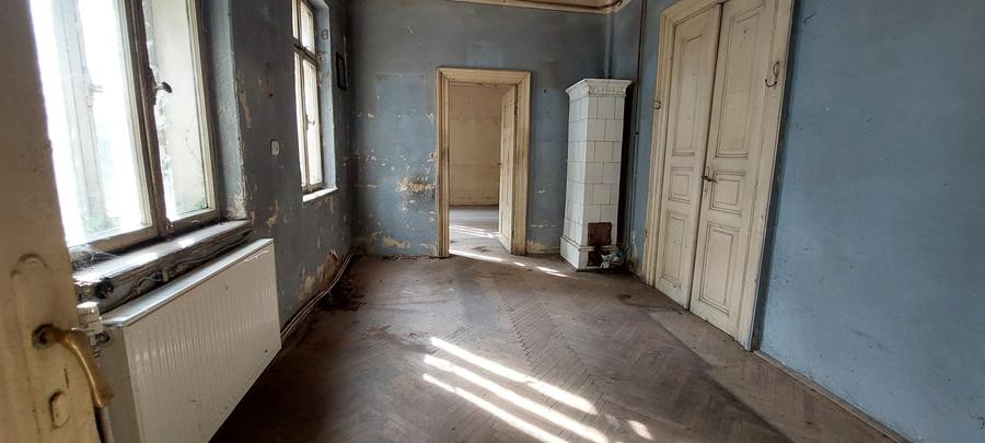 Apartament -Casa, curte comuna, parter, Ultracentral, Universitate - 1