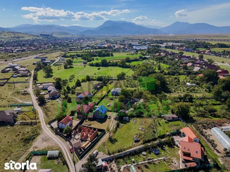 TEREN INTRAVILAN DE VANZARE -CARPINI? BRA?OV - 17