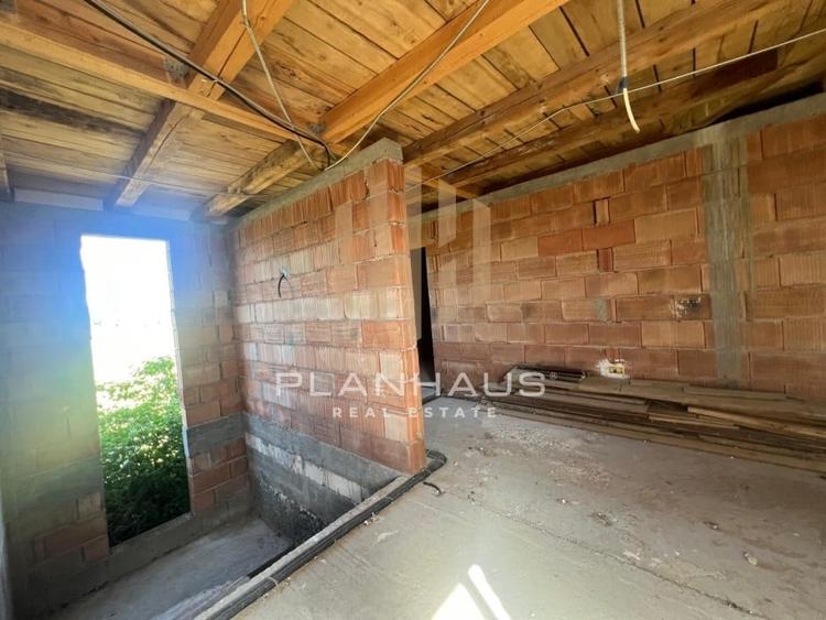 Constructie la rosu Săcălășeni ,Maramureș,ideal pensiune ,dezvoltare turist - 5