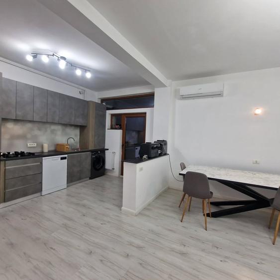 Apartament 4 camere de vânzare 174mp– Tomis Plus  Bloc nou din caramida - 2