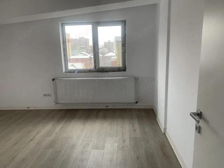 Apartament 4 camere, 118 mp, zona George Enescu - 11