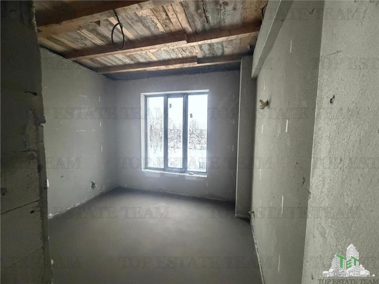 Vila 5 camere de vanzare in Frumusani, ideala investitie - 8