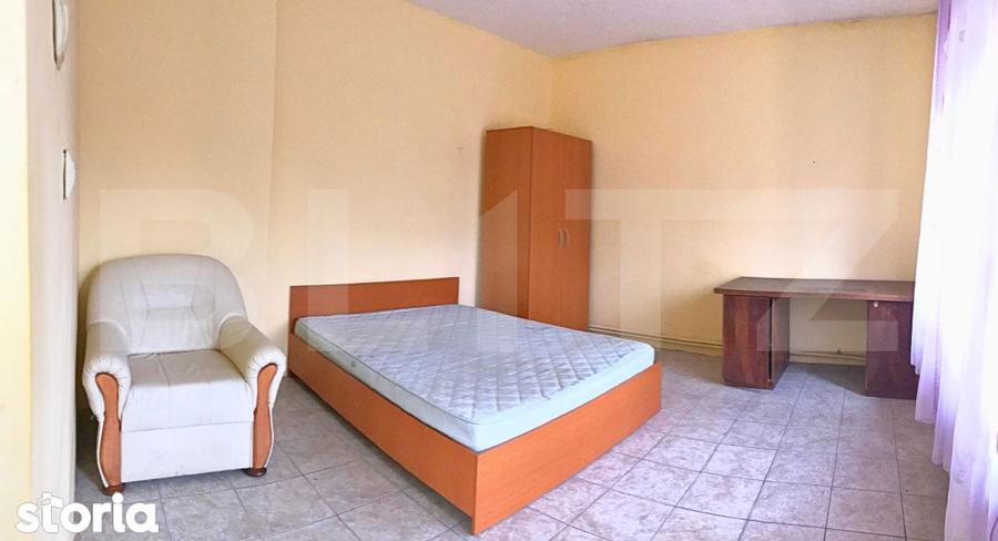 Casa de vanzare, 354 mp, zona Titu - 7
