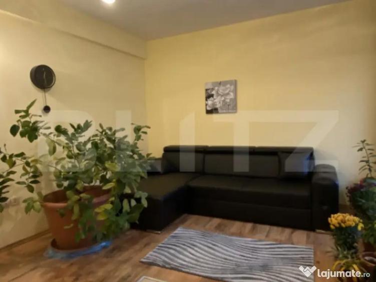 Casa de vanzare, 295 mp, zona Central - 3