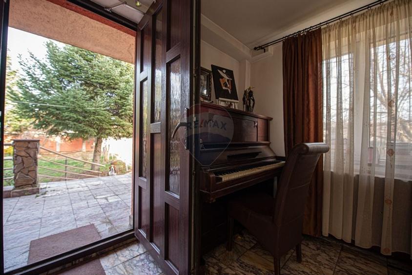 Casa 9 camere de vanzare 1200mp teren Cornetu Padure Lac Mihailesti - 11